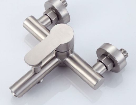 تجهیزات حمام استیل ضد زنگ مقاوم در برابر خوردگی قوی به راحتی تمیز می شوند