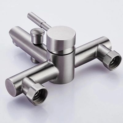 2.2 GPM دیوار نصب نل فولاد ضد زنگ برای حمام